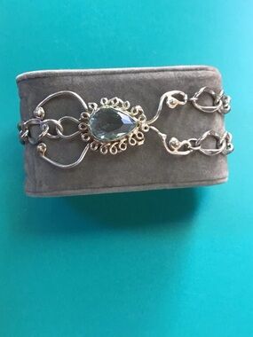 CDC Silver-Tone Teardrop Gem Bracelet - Blue